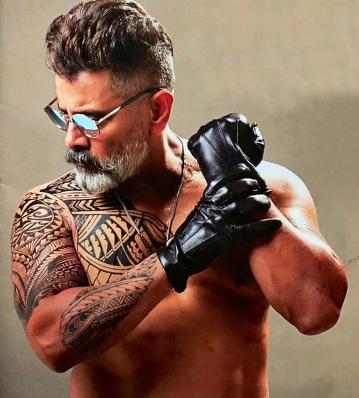Kadaram Kondan Stills