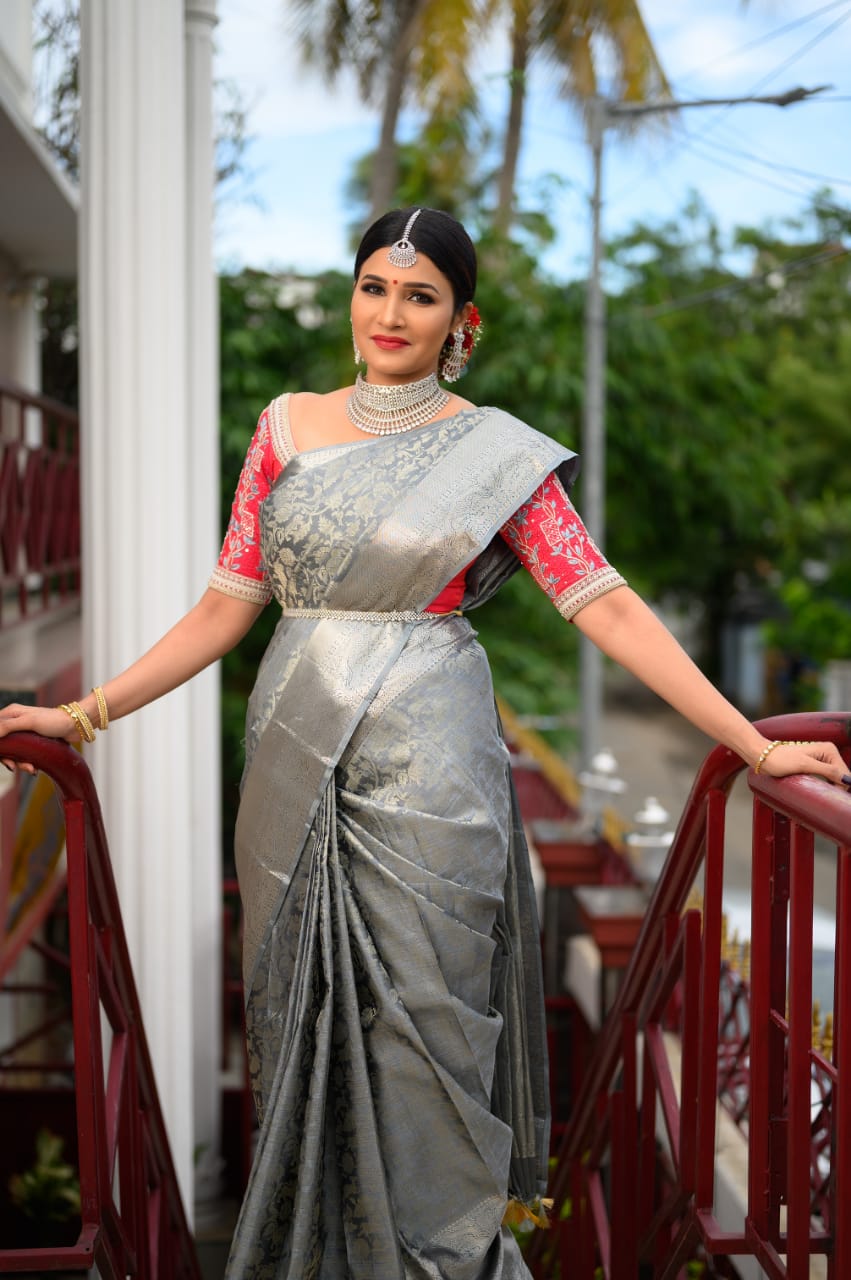 Actor Anjena Kirti Images!