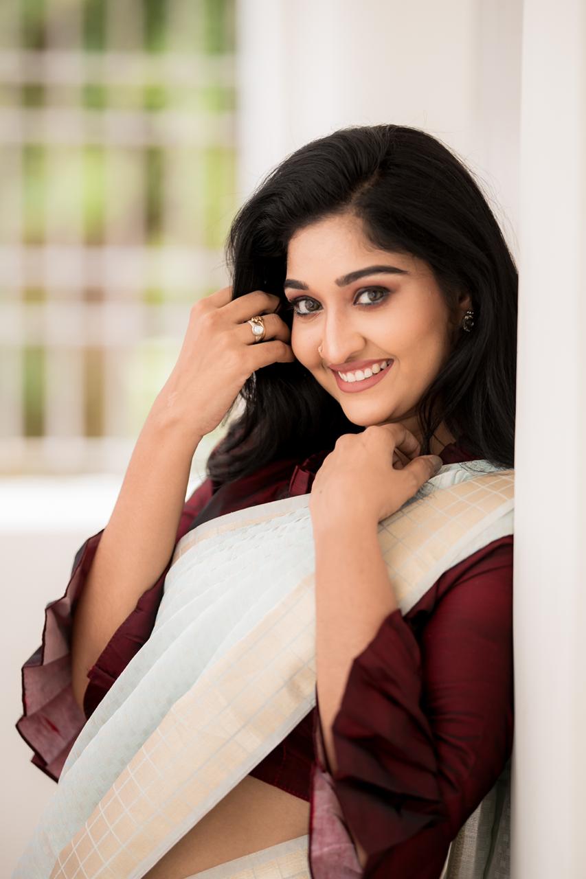 Actor Neelima Esai Latest Images!