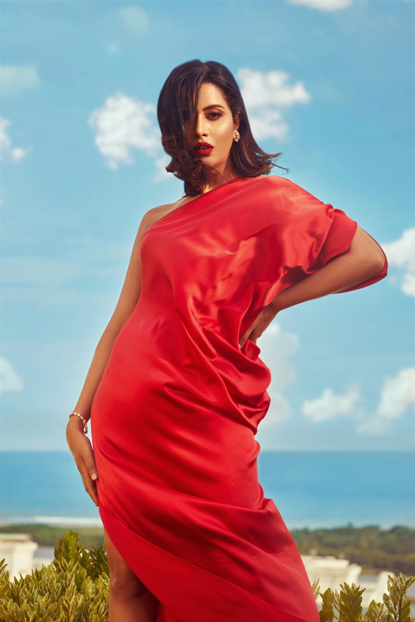 Actor Raiza Wilson Latest Images!