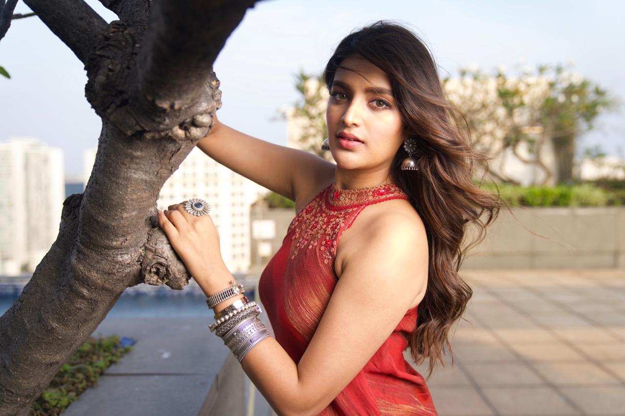 Actor NidhhiAgerwal Latest Images!