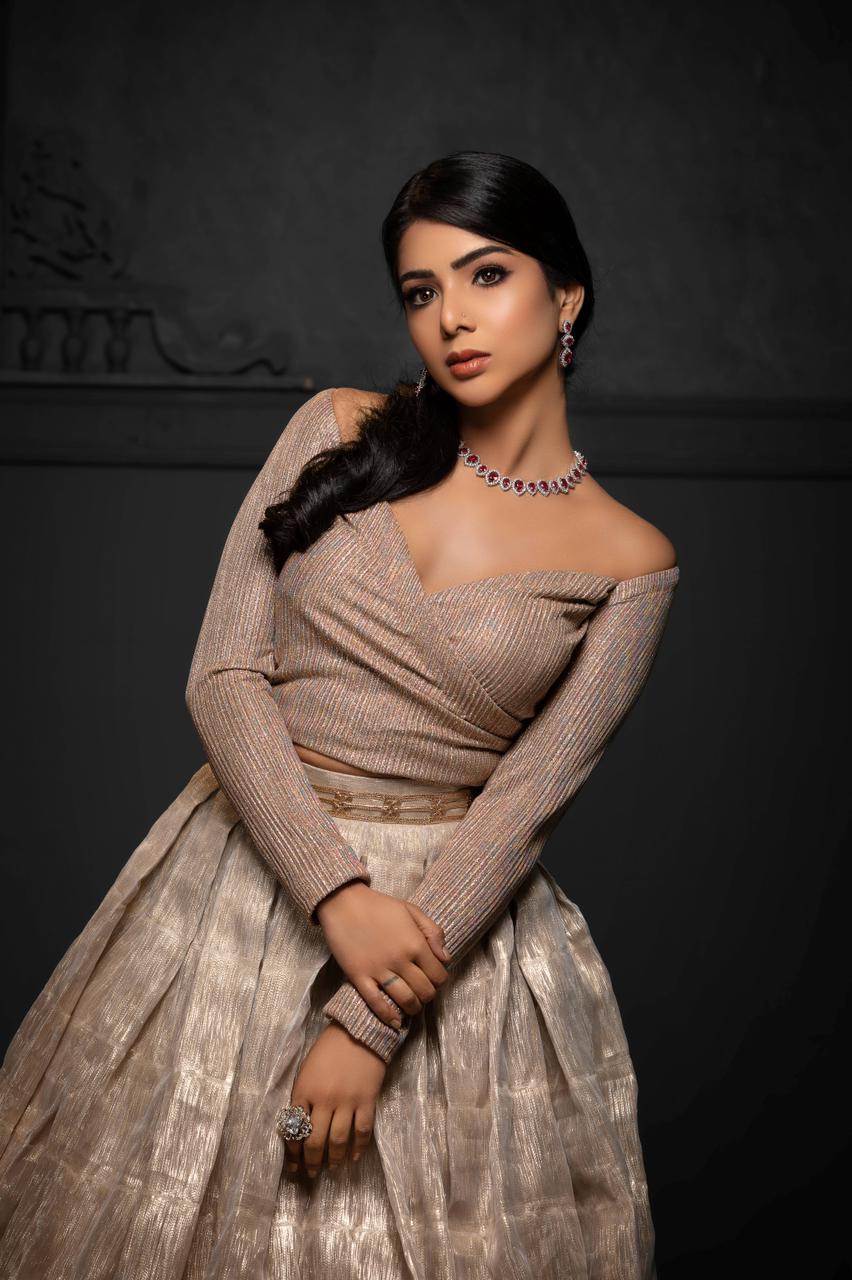Actor Pavithralakshmi Images!