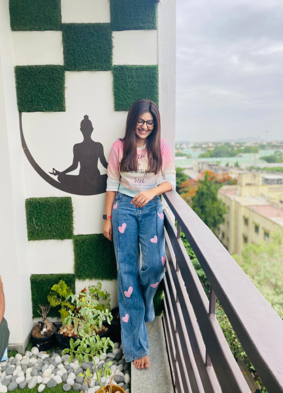 Actor Athulya Ravi Images!