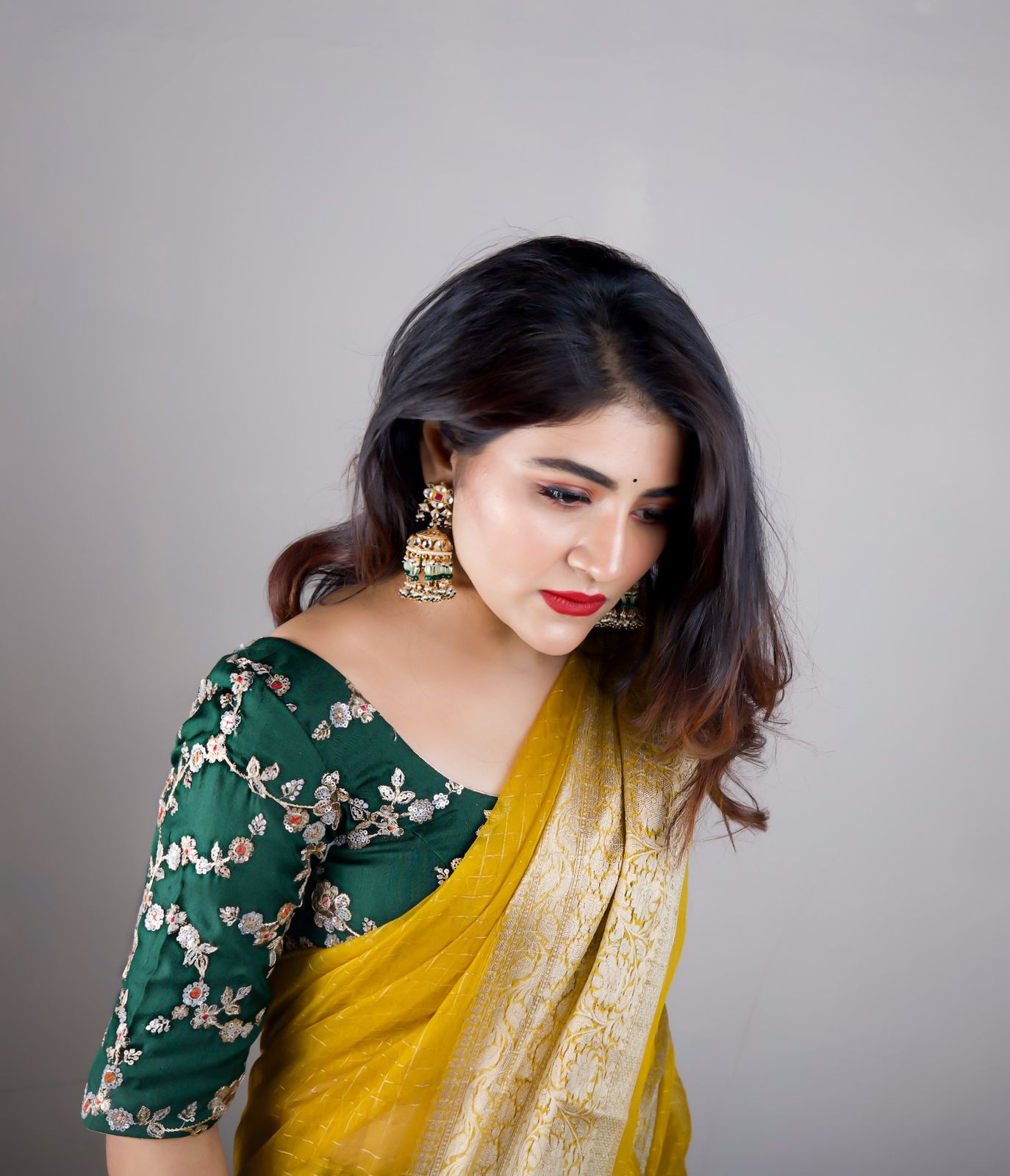 Actor Swetha Sharma Images!