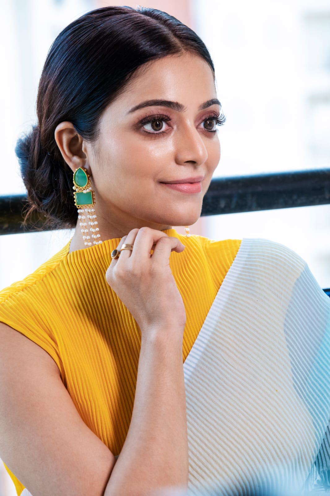 Actor Janani Images!