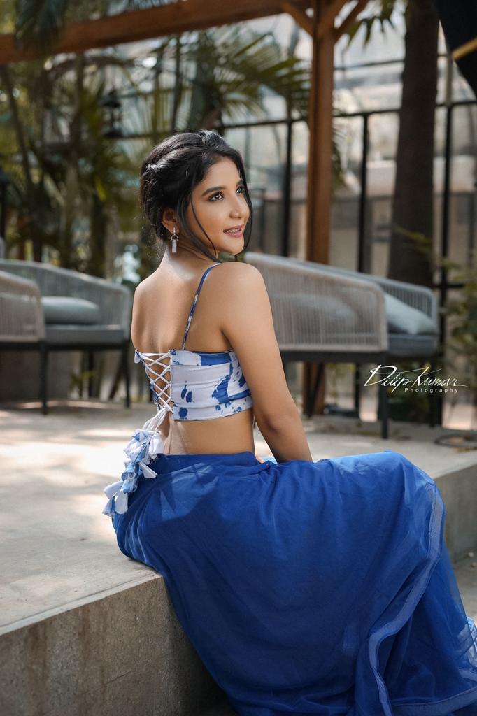 Actor Sakshi Agarwal Images!
