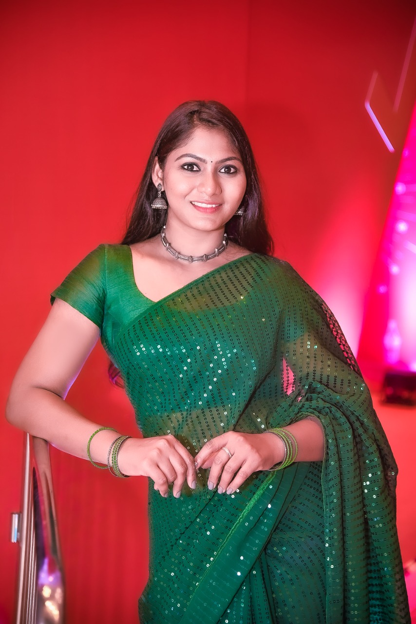 Actor Shruti Reddy Images!