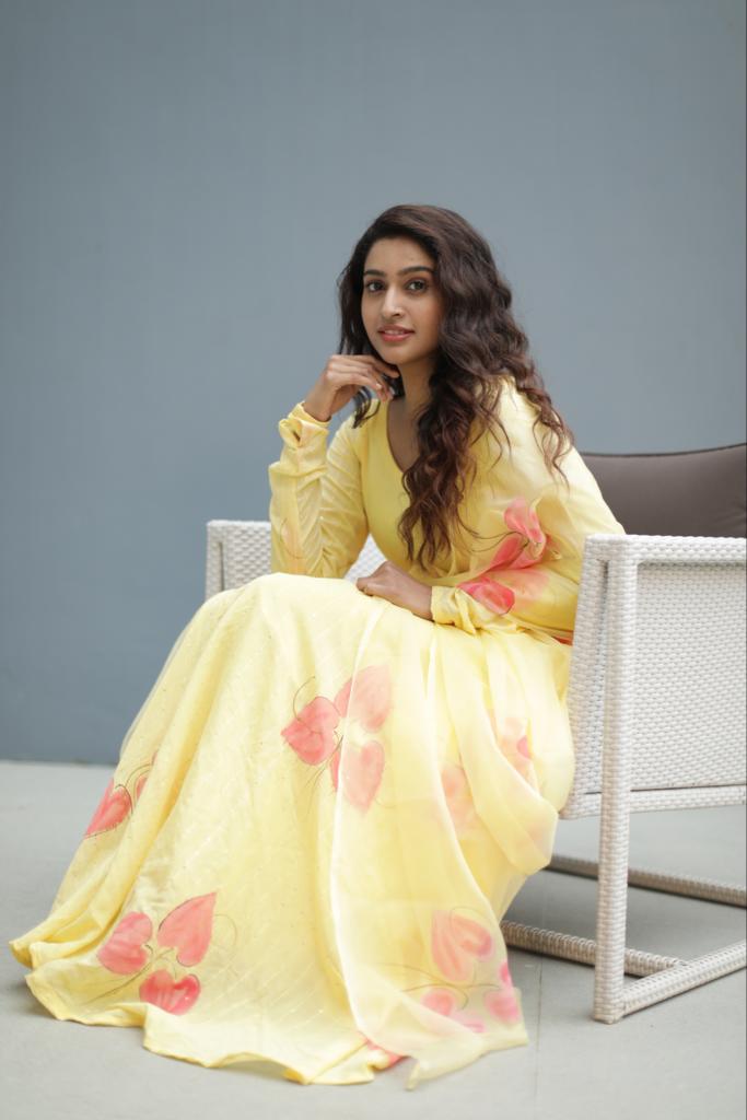 Tanya Ravichandran Pics