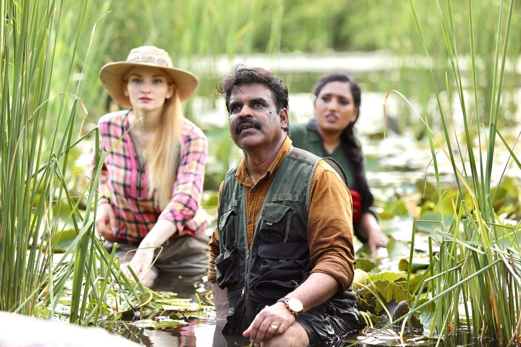 சினிமாவின் பார்முலாக்களில் இருந்து விலகி உருவாகியிருக்கும் படம் ‘செஞ்சி’