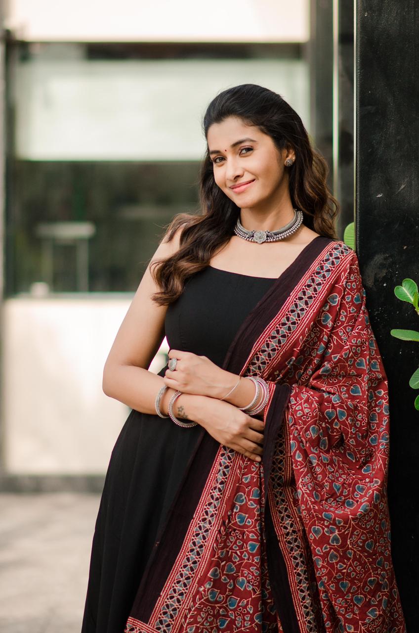 Priya Bhavani Shankar Images