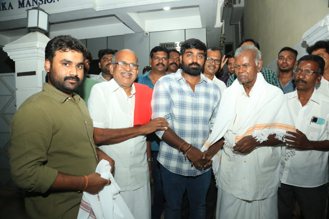 ‘யாதும் ஊரே யாவரும் கேளிர்’ படத்திற்கு கம்யூனிஸ்ட் தலைவர்கள் பாராட்டு!