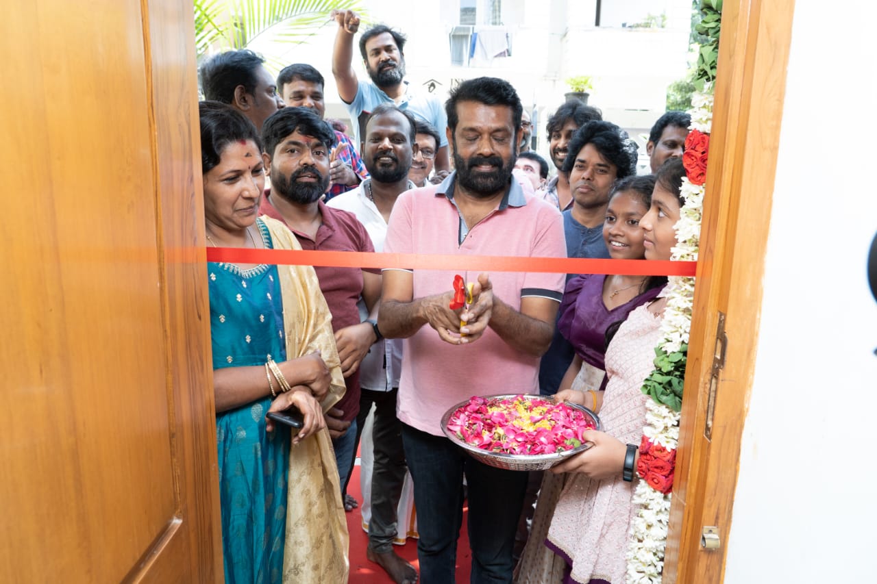சிஷ்யரின் தயாரிப்பு நிறுவனத்தை துவங்கி வைத்த இயக்குநர் வசந்த்!