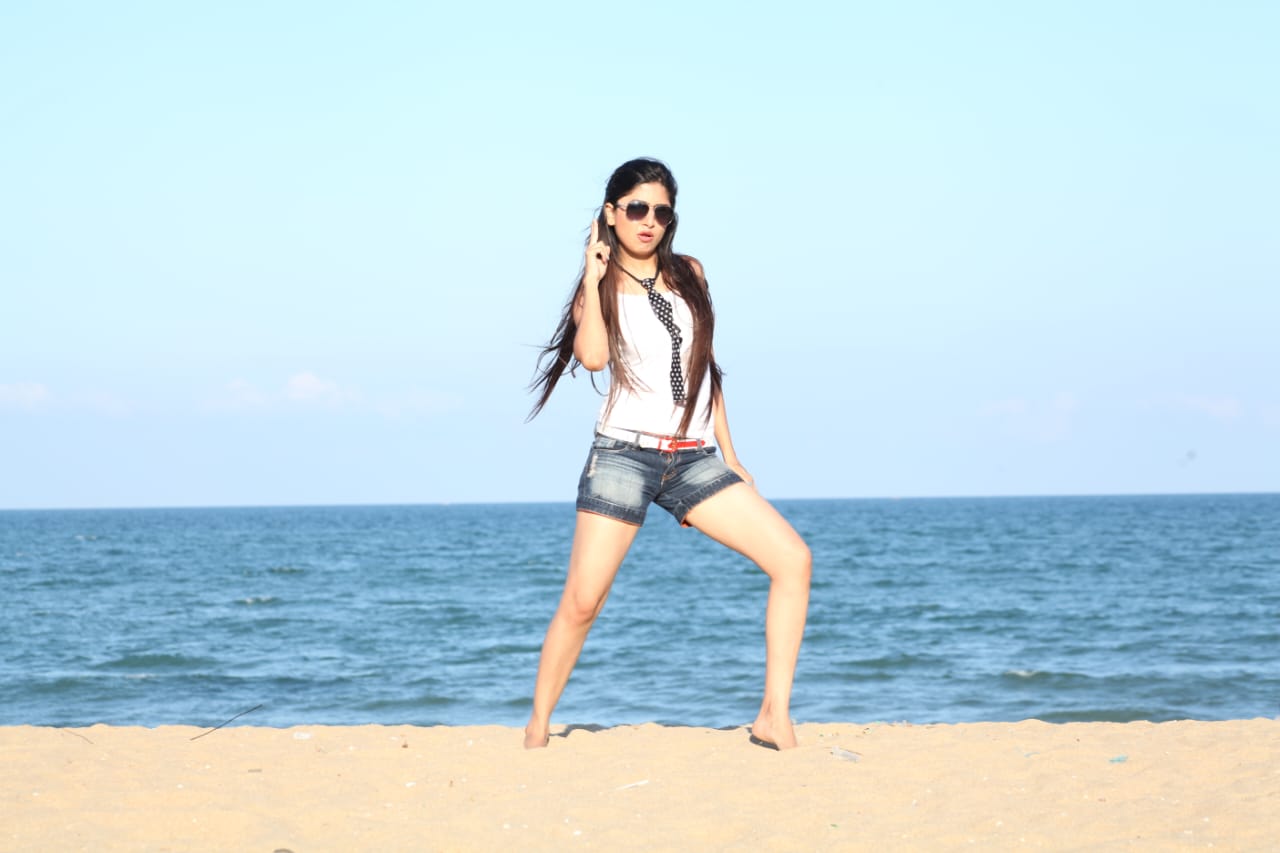 போராடும் மலைகிராம மக்களின் கதை “எவனும் புத்தனில்லை”!