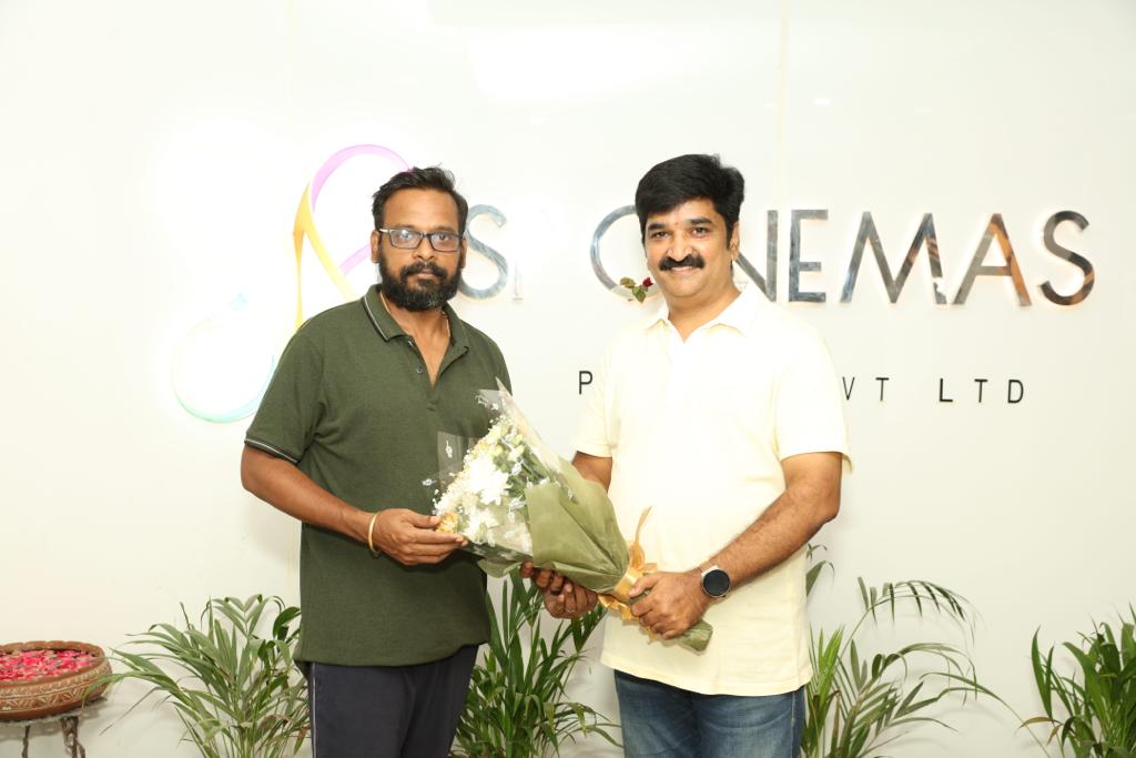 இயக்குநர் ராஜூ முருகனுடன் எஸ்.பி.சினிமாஸ் இணைந்து தயாரிக்கும் படம்!