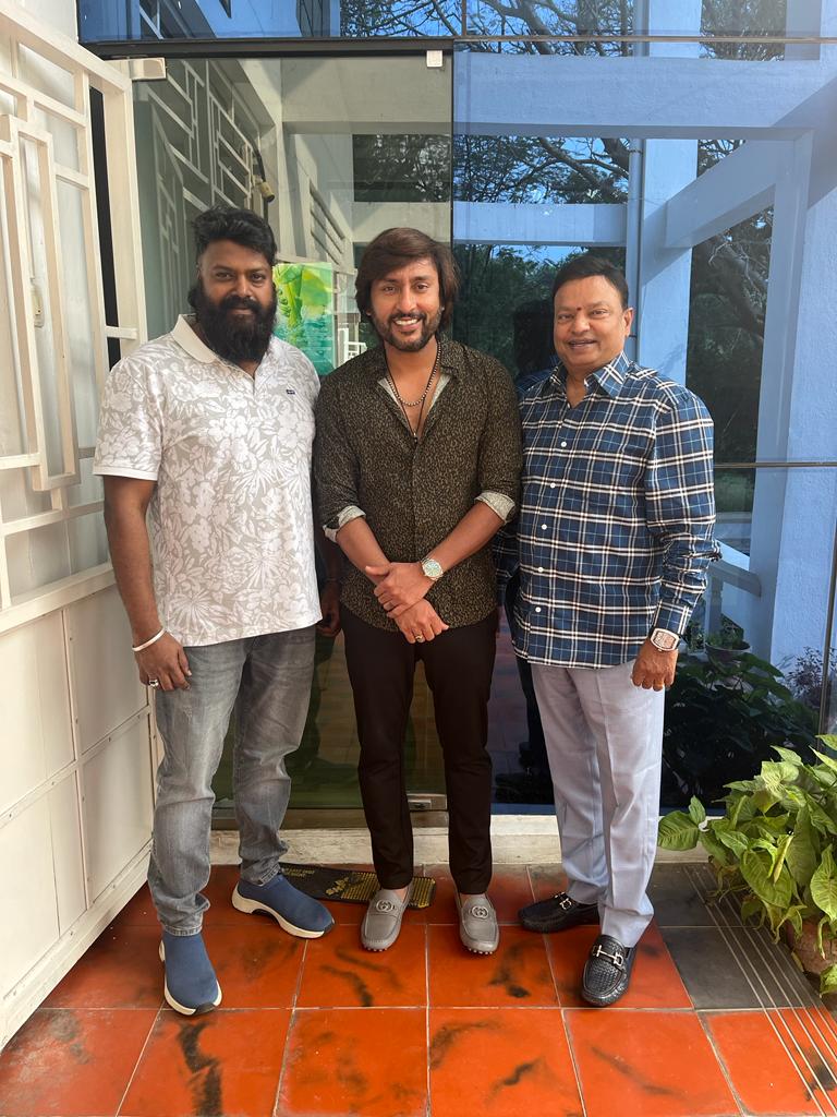 ஜனவரி 25ஆம் தேதி திரையரங்குகளில் வெளியாகும் ‘சிங்கப்பூர் சலூன்’!