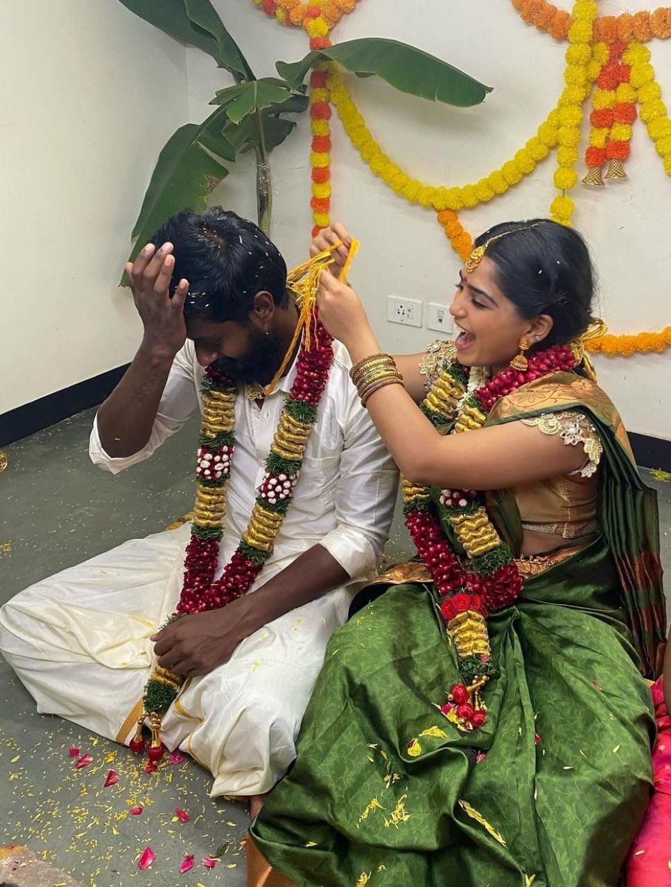 அமேசான் ப்ரைம் மற்றும் ஆஹா ஓடிடி தளங்களில் “ஹாட் ஸ்பாட்”!