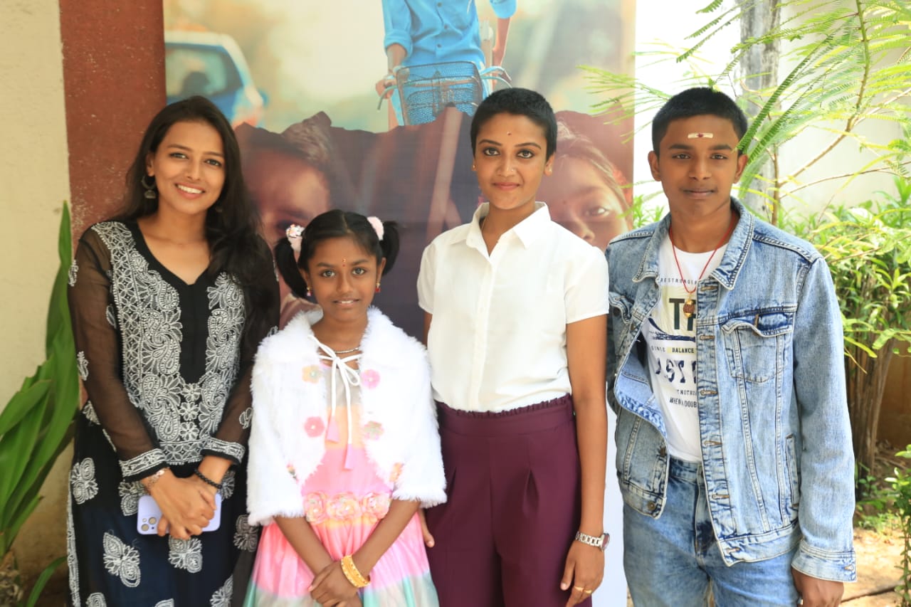 குழந்தைகளின் உணர்வுகளை மையமாக வைத்து உருவாகி இருக்கும் படம் ‘புஜ்ஜி அட் அனுப்பட்டி’!
