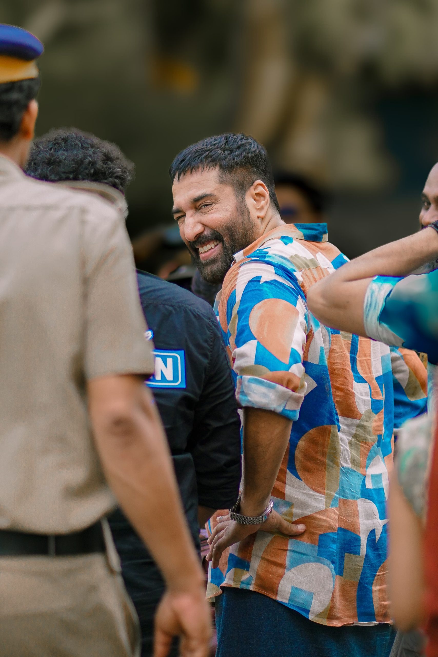 டிராக் மாறும் நடிகர் ரஹ்மான்!