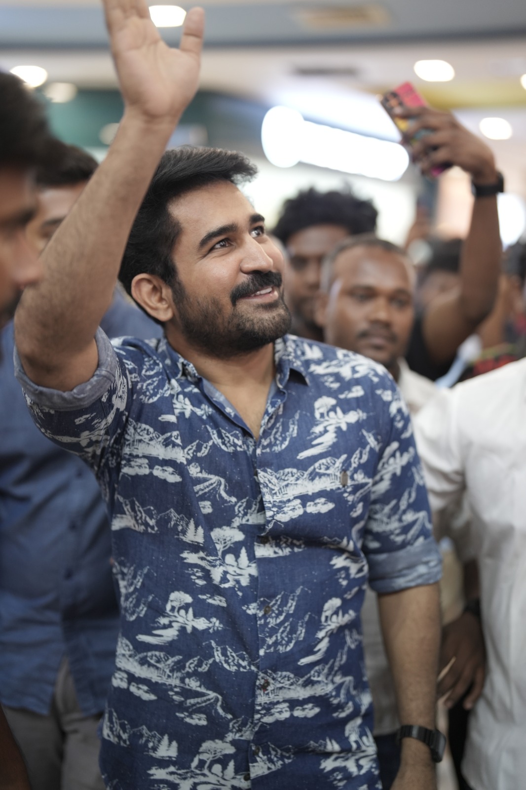 ஹிட்லர்” திரைப்பட முன் வெளியீட்டு விழா!