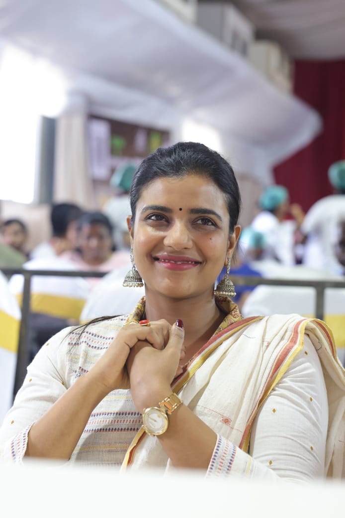 ஐஸ்வர்யா ராஜேஷ் & இயக்குநர் லோகேஷ் கனகராஜ் தொடங்கி வைத்த ‘மொய் விருந்து’ உணவு பயணம்!