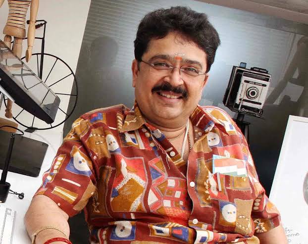 டப்பிங் சங்கத்தில் முறைகேடு செய்து உறுப்பினர்களை பழி வாங்கும் ராதாரவி!