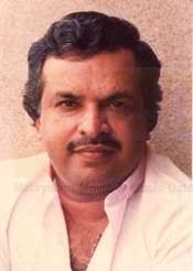 பிரபல பின்னணிப் பாடகர் அன்றும் இன்றும்!