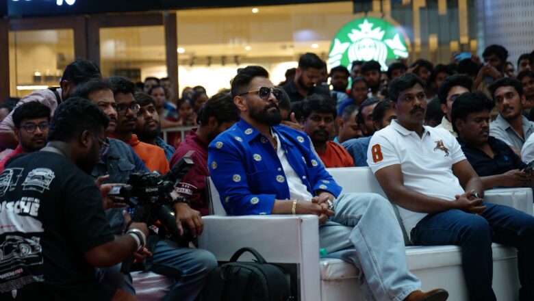 சீயான்’ விக்ரம் நடிக்கும் ‘வீர தீர சூரன்- பார்ட் 2 ‘பெங்களூரூ ப்ரமோஷன்!