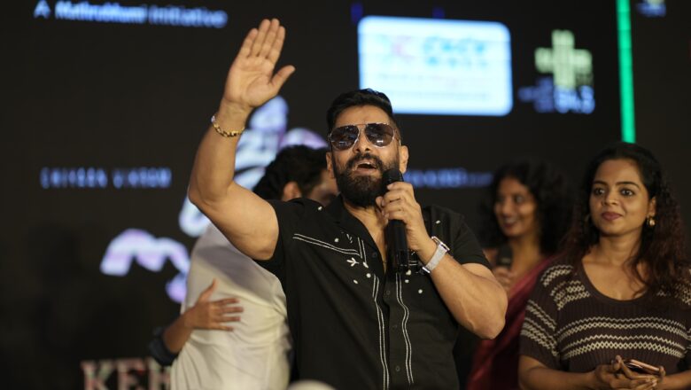 விக்ரம் நடிக்கும் ‘வீர தீர சூரன்- பார்ட் 2 ‘ கேரளா ப்ரமோஷன்- பத்திரிகையாளர் சந்திப்பு!