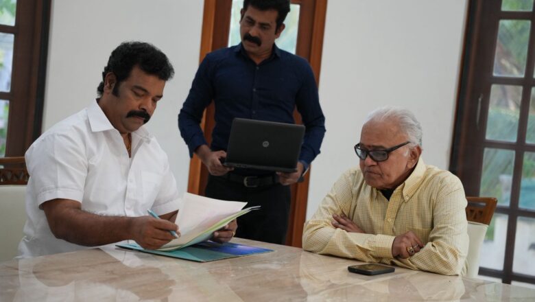 ஹீரோ அவதாரம் எடுக்கும் ரவி மரியா!