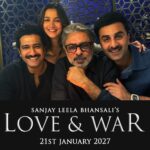 இந்தியாவின் மாபெறும் காதல் காவியமாக உருவாகியிருக்கும் “லவ் & வார்”!