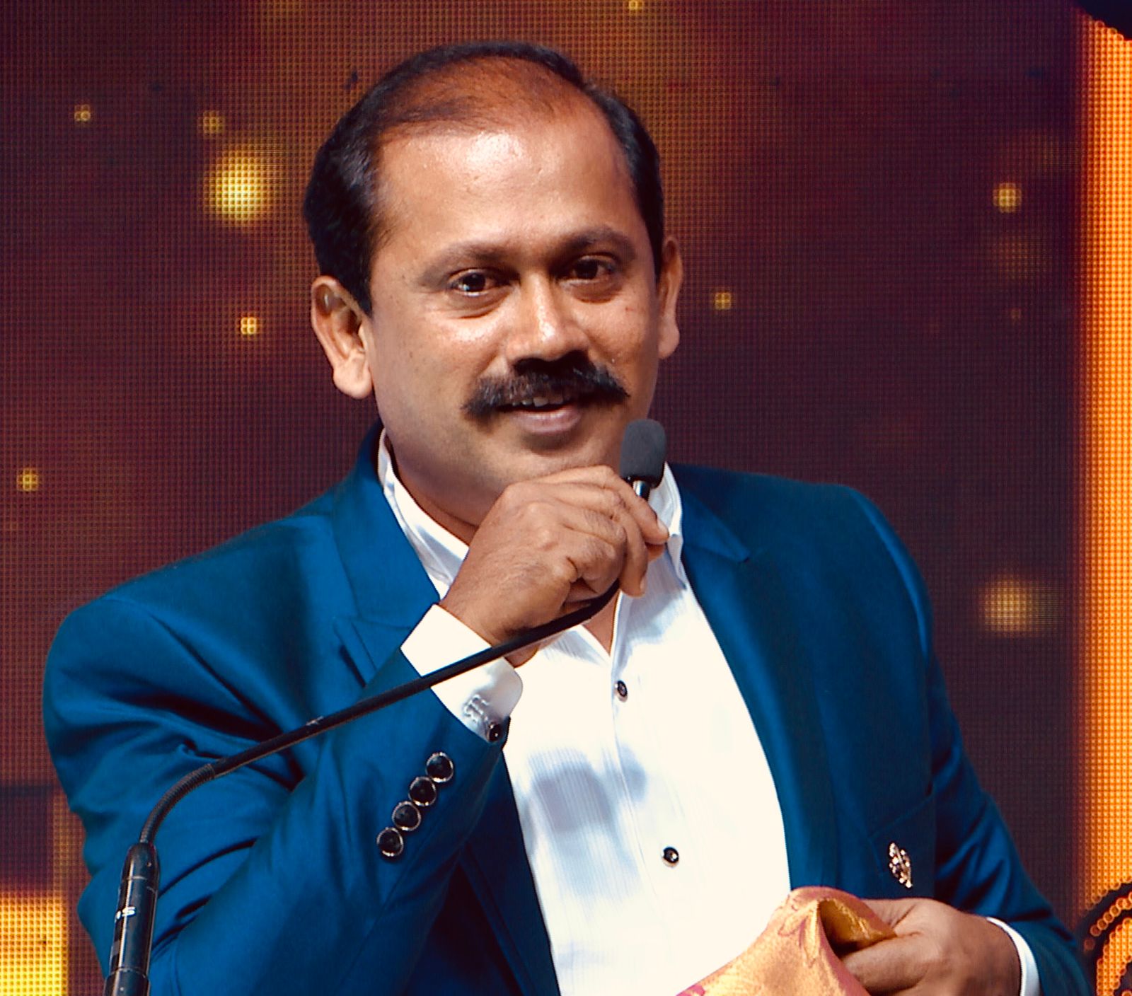 அஜித் குமார் பிறந்தநாள் கொண்டாடமாக மே 1 அன்று மீண்டும் வெளியாகும் ‘பில்லா’ திரைப்படம்!