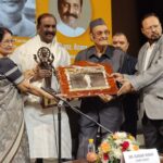 ஞானபீட விருது பெற்ற கவிஞர் வைரமுத்துl