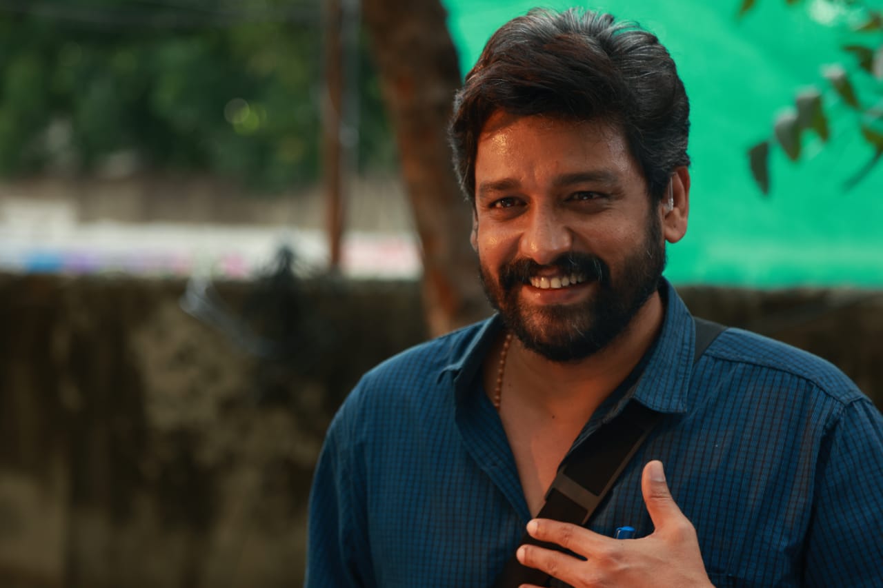 ‘பயணிகள் கவனிக்கவும்’ பட டிரெய்லர் வெளியீடு!
